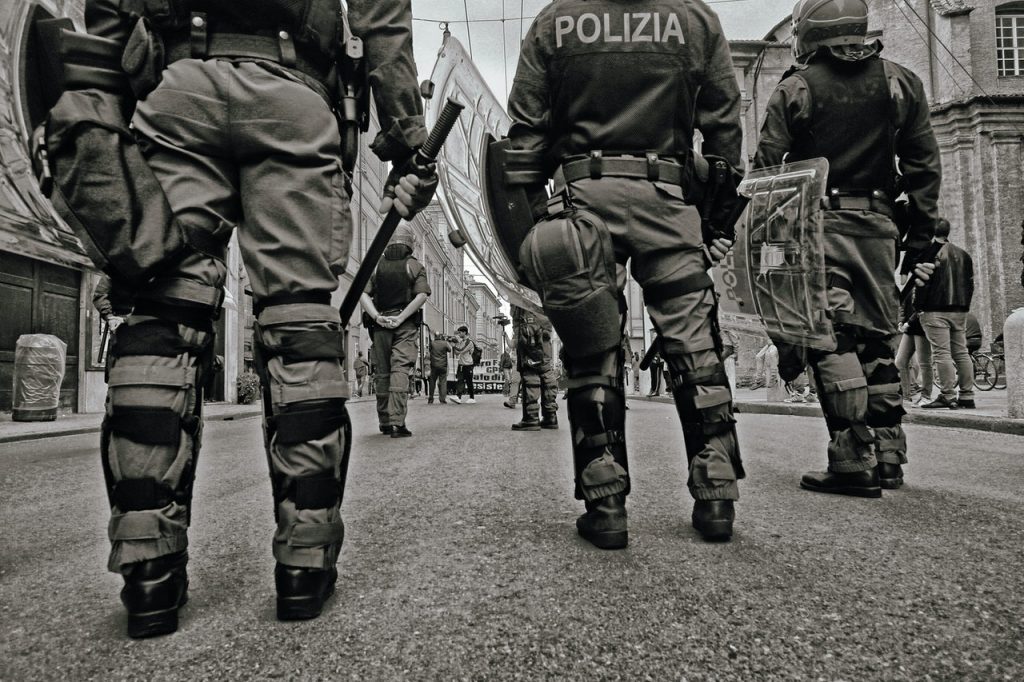 Attacco hacker filorusso al sito della Polizia