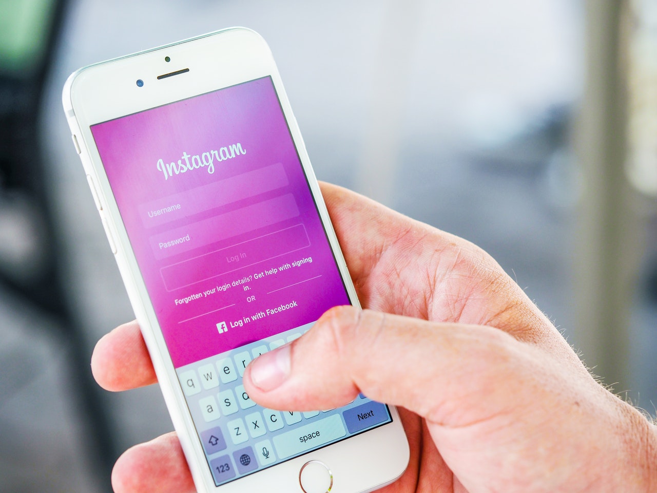 Instagram testa l’identificazione con video