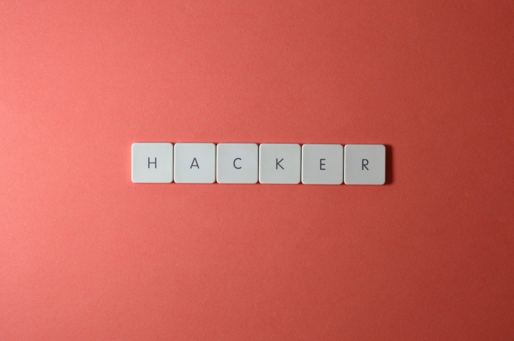 hacker in arrivo DPCM